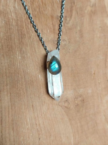 naszyjnik kryształ górski z labradorytem 3.jpg